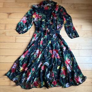 Alice + Olivia Abney Floral Burnout Wrap Silk Blend Colorful Dress w Belt Size 6